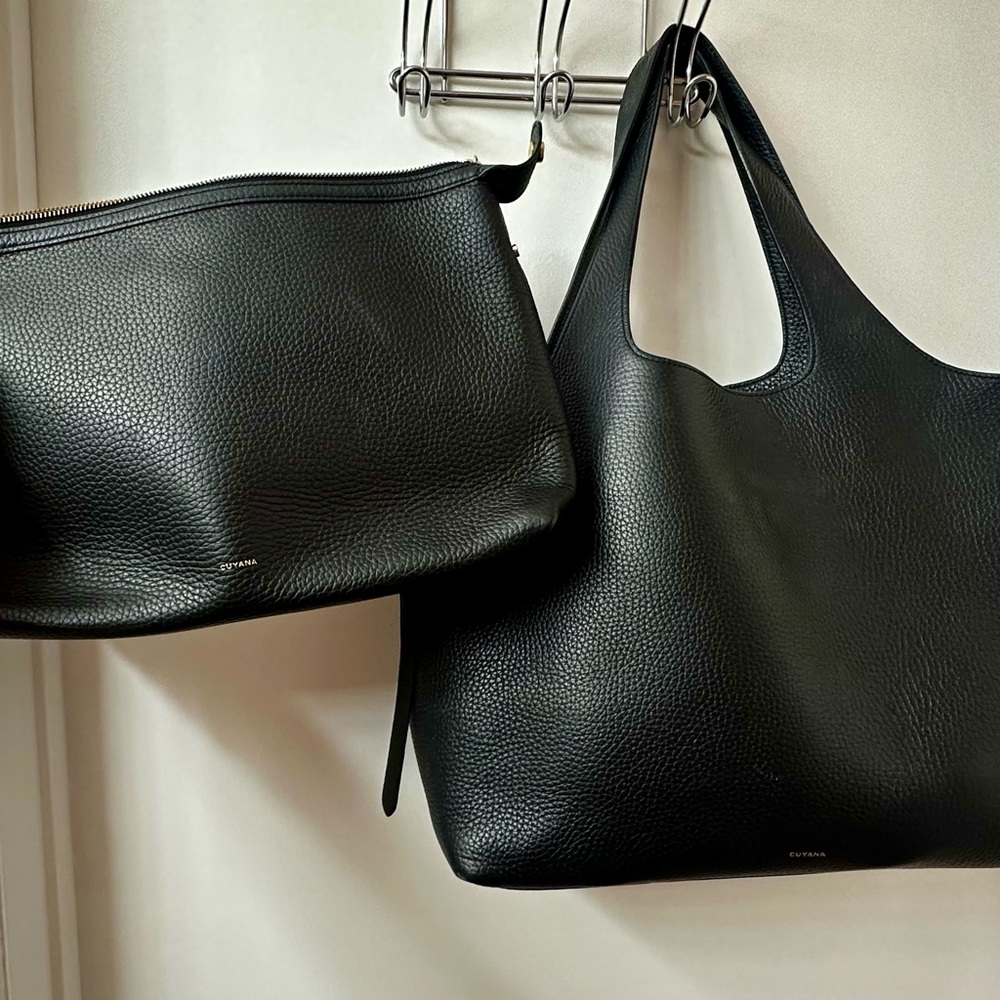 Cuyana System Tote 16 inch with zipper insert black